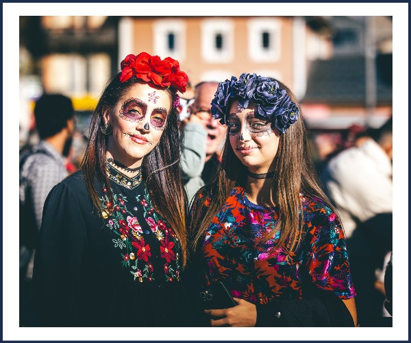 Barcelonnette. Séance photo de la Fête des Morts