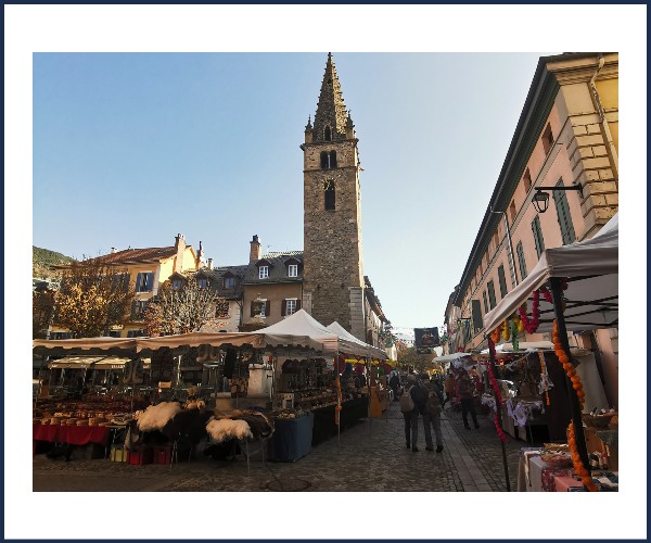 Barcelonnette. Marché de la Fête des Morts