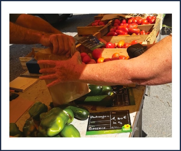 Marché hebdomadaire de Clamensane