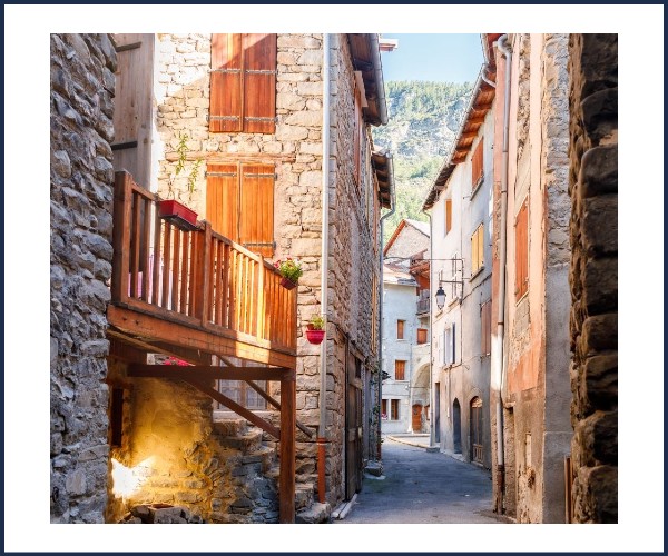 Colmars les Alpes. Visite commentée Crimes et Délits
