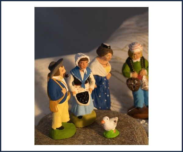 Colmars les Alpes. Exposition temporaire de la collection de Santons