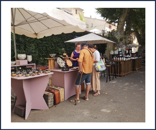 Roumoules. Marché Potier