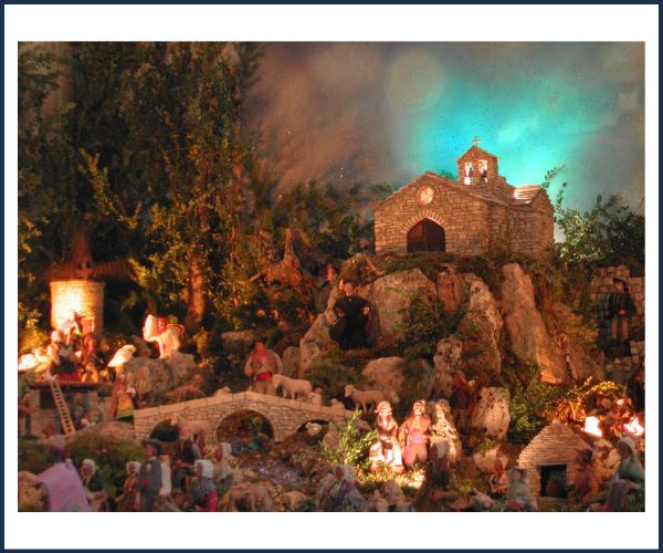 Saint Michel l'Observatoire. Ronde des Crèches 2024