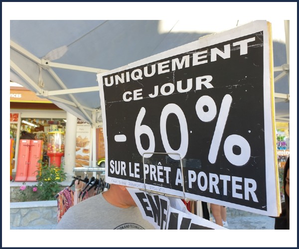 Allos. Braderie des Commerçants