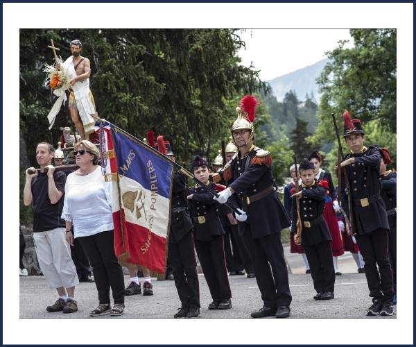 Colmars les Alpes. Fête de la Saint Jean Baptiste