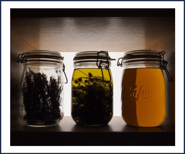 Forcalquier. Atelier, Huiles essentielles, alliées de notre santé