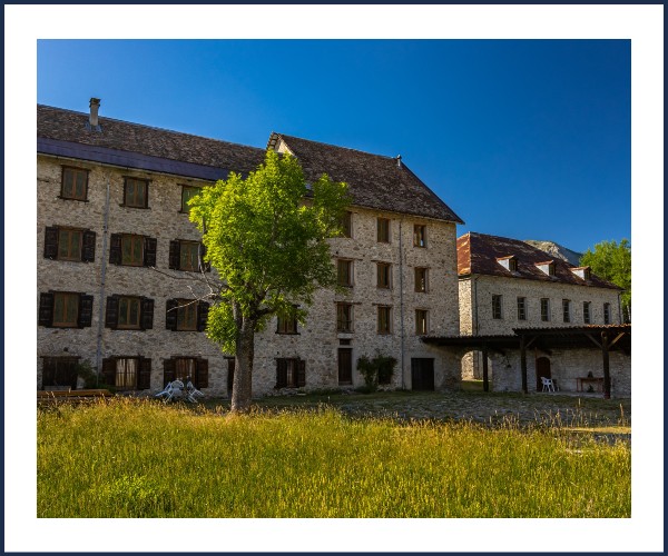 Beauvezer. Les draperies du Haut Verdon