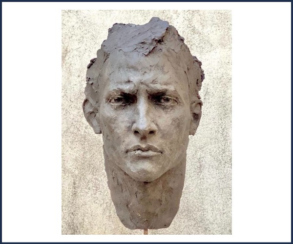 Vachère. Exposition Marie Ayala, sculptures, et pastels, céramiques.