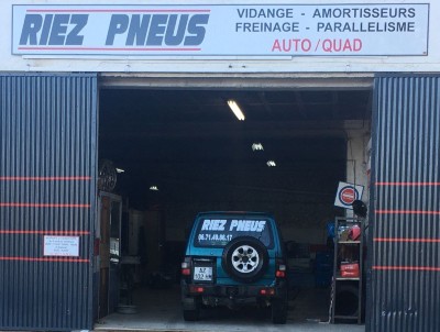 Riez Pneus