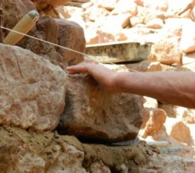 Au Pied du Mur Association