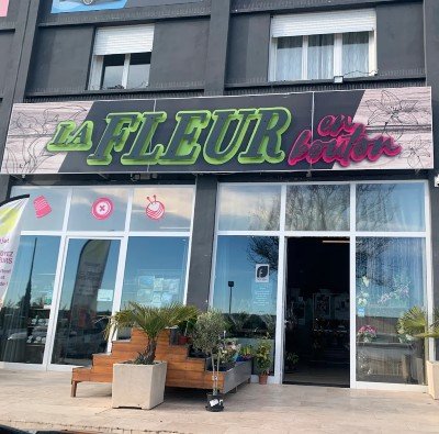 La Fleur en Bouton